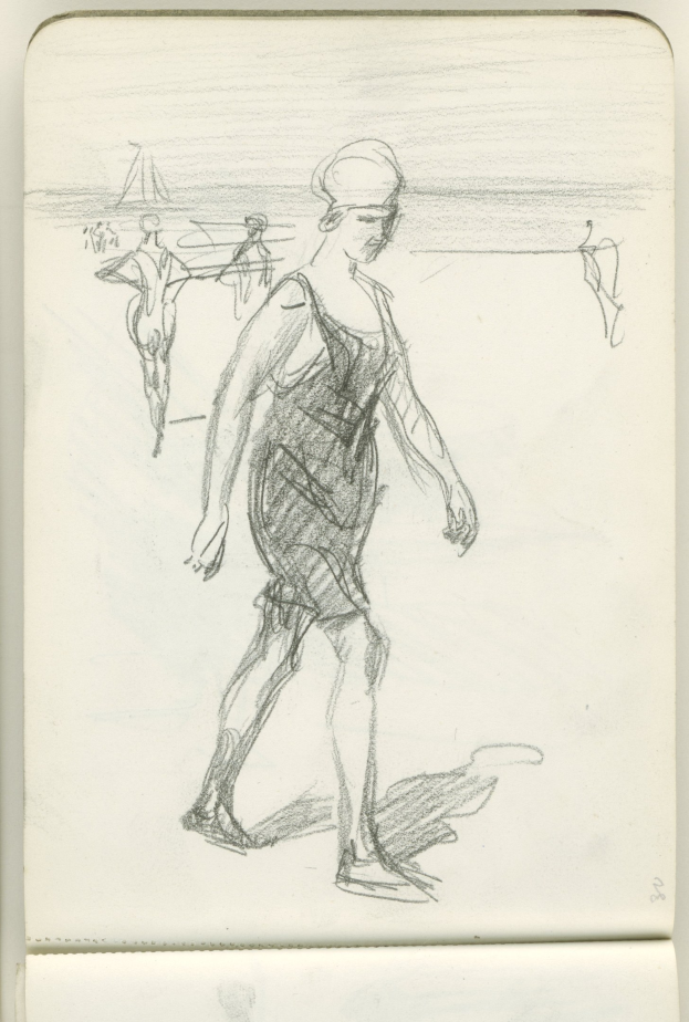 Eine Skizze einer Frau in einem langärmeligen Kleid mit hohem Kragen, die bei Sonnenuntergang am Strand entlanggeht und die Augen geschlossen hat.