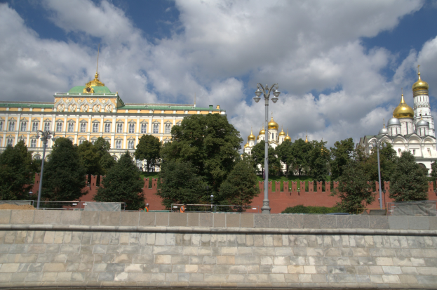 Gouverneur Dmitry Demeshin gratuliert den Einwohnern des Chabarowsker Krais zum Tag Russlands