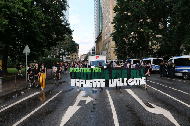 Post SV Solingen e.V. spendet 50 Willkommensbeutel für ukrainische Flüchtlinge