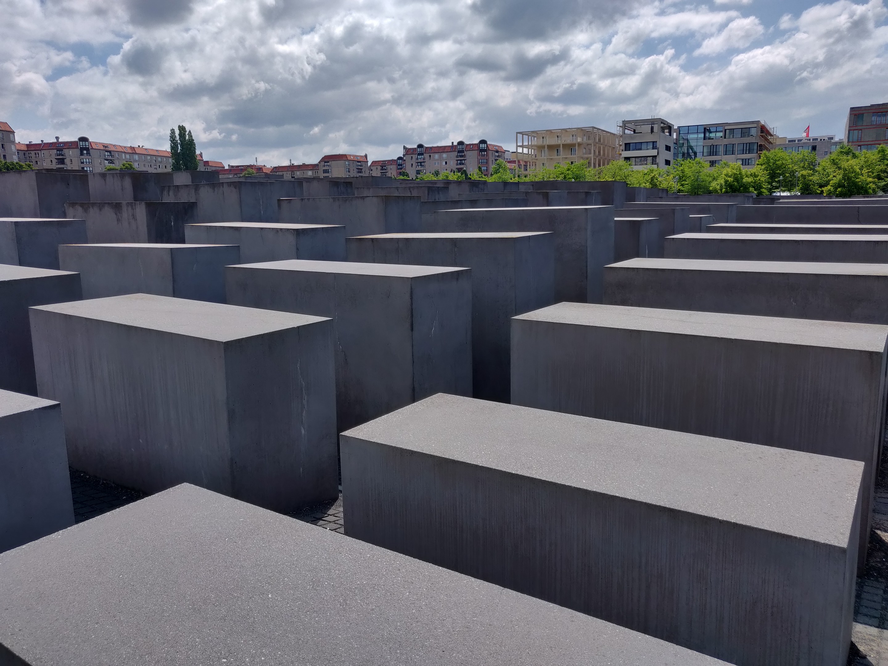 Nach Entscheidung gegen NRW: Liminski setzt sich weiter für Yad Vashem ein