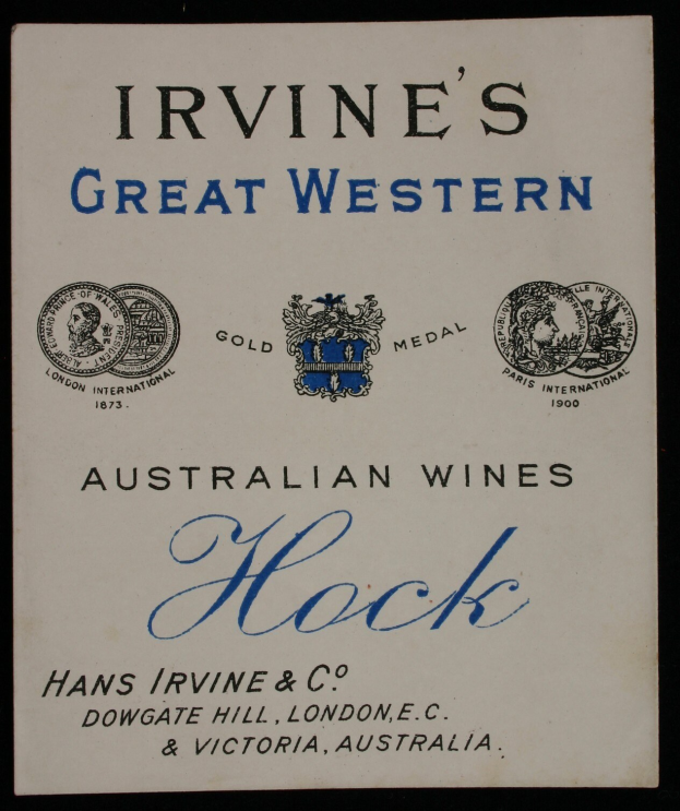 Plakat, das Irvine's Great Western Australian Wines Hock bewirbt, mit dem Logo der Firma und Text, der verschiedene Weinarten anzeigt.